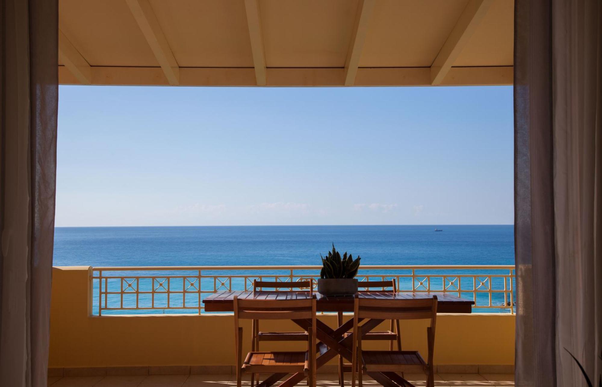 Apartment Grand View Retreat At 